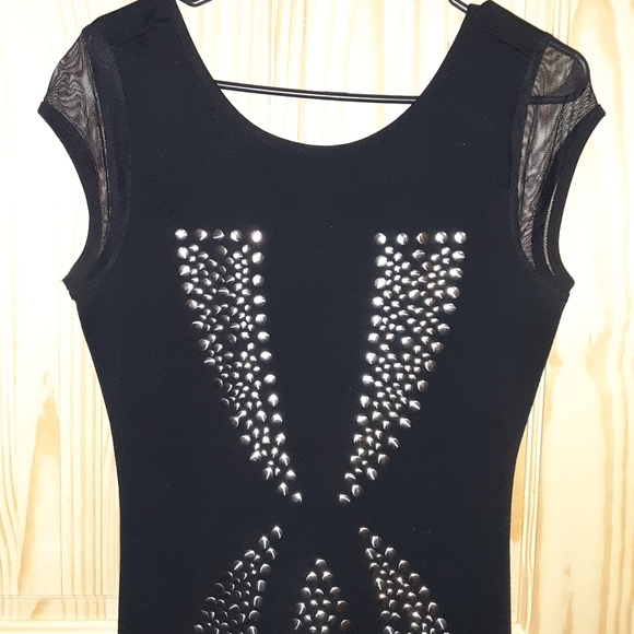 2B Bebe black studded dress size L - Picture 2 of 4